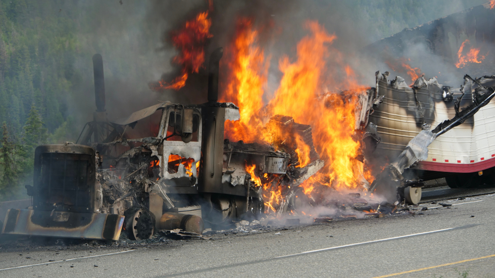 20 Tips For Preventing a Truck Accident