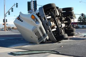 Hire a Local Lawyer After a Truck Accident in San Antonio, TX